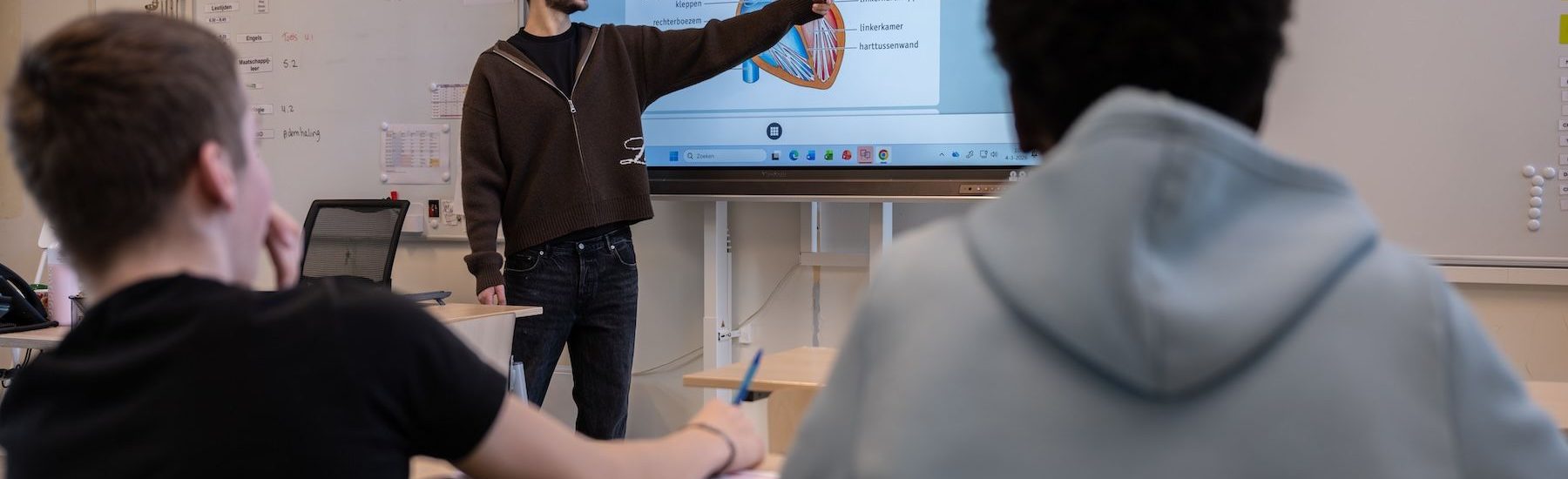 IN DE LES_PLEYSIER COLLEGE_ZOETERMEER werken bij het pleysier college